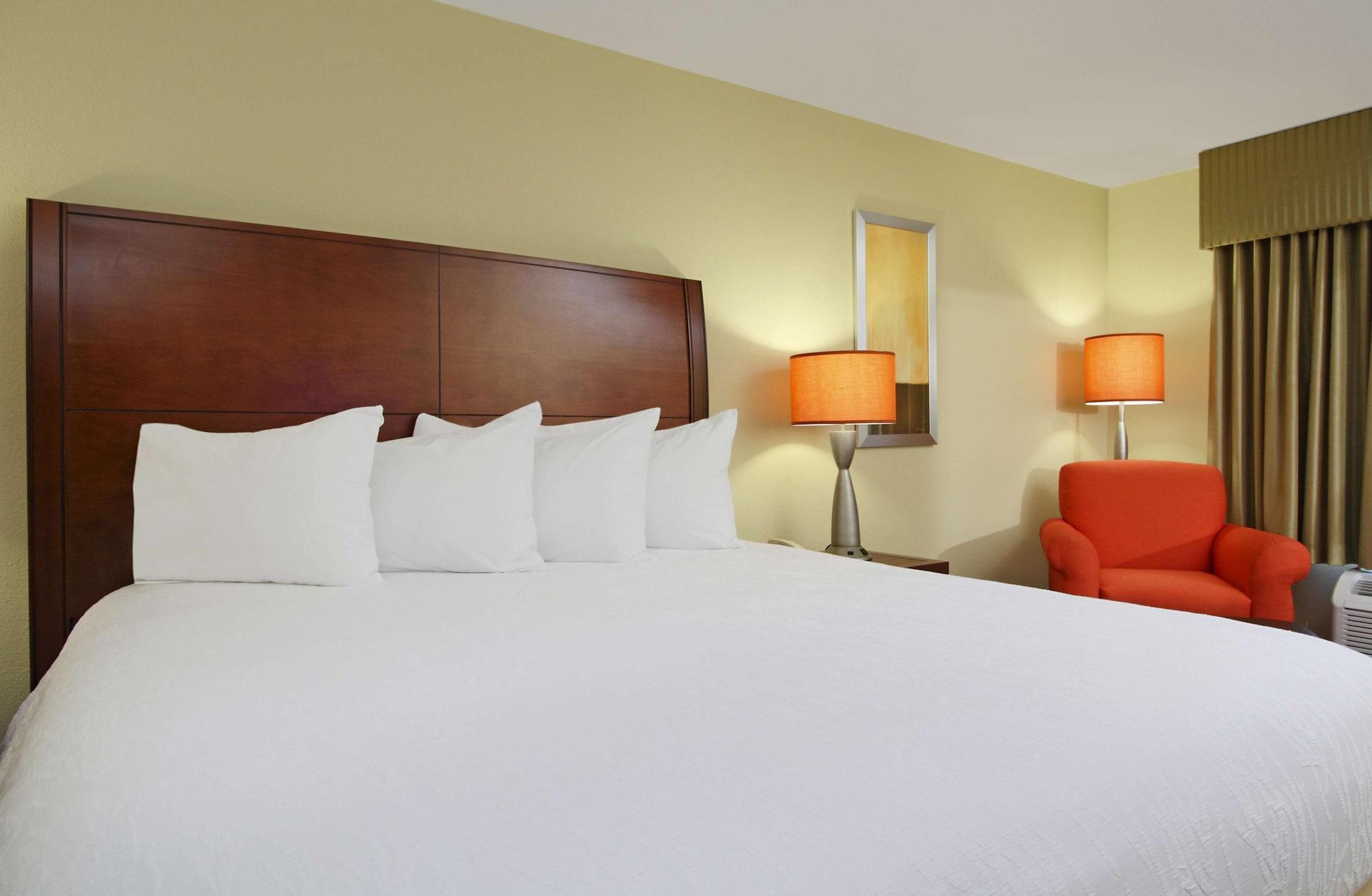 Hilton Garden Inn Columbus Airport Экстерьер фото