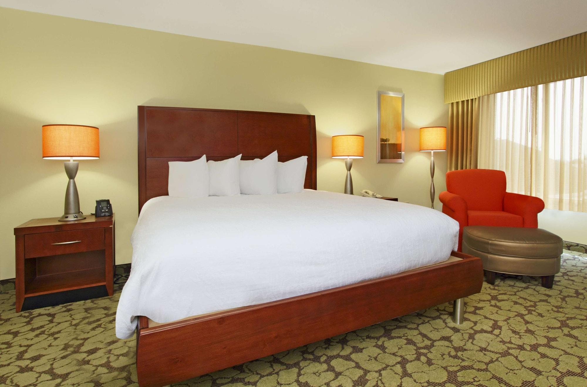Hilton Garden Inn Columbus Airport Экстерьер фото