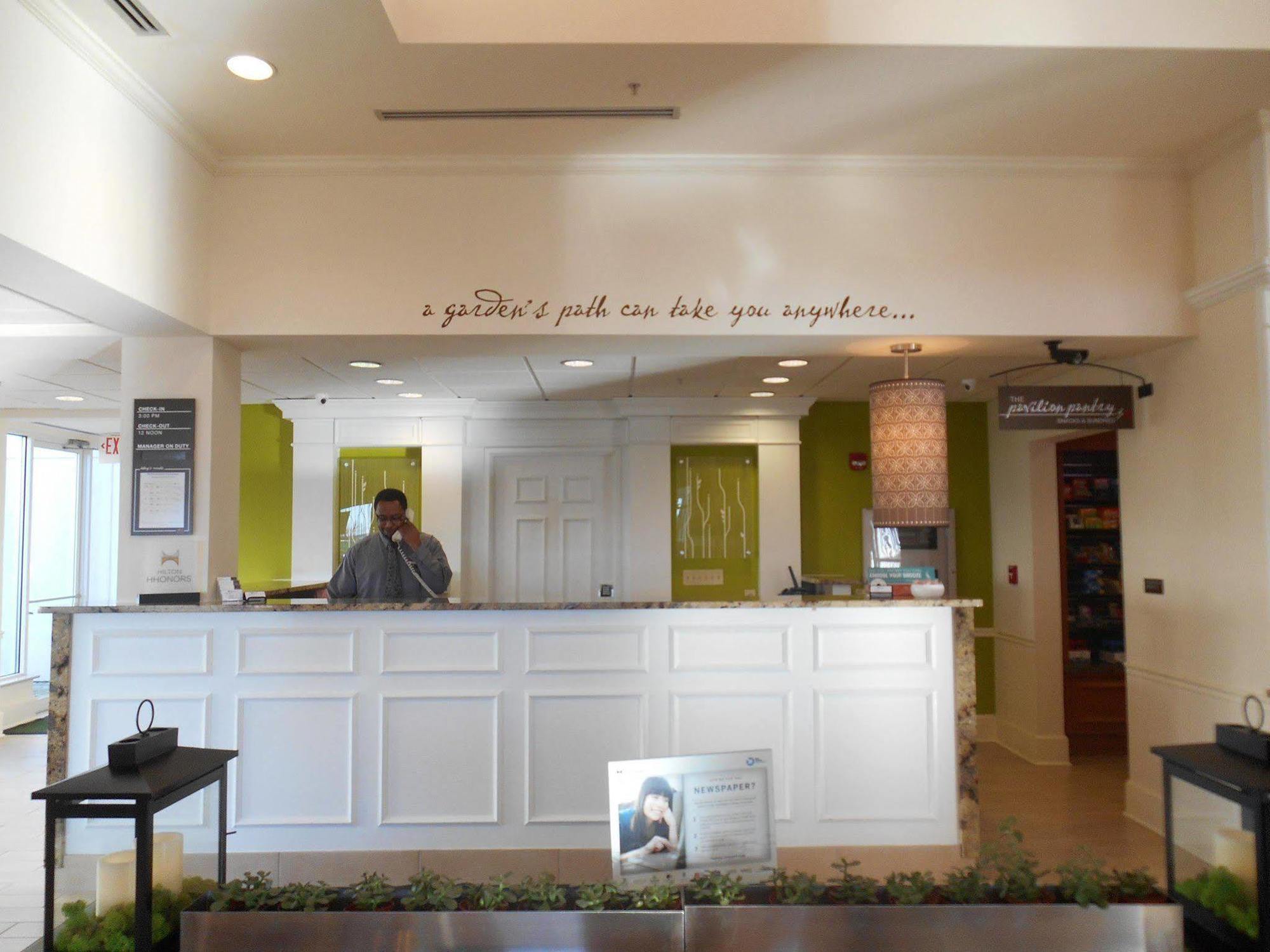 Hilton Garden Inn Columbus Airport Экстерьер фото